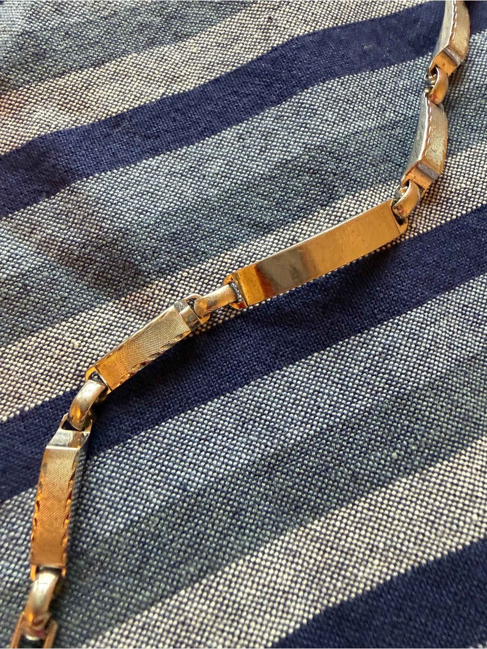 Vintage Silver-Link ID Bracelet in Silver Tone